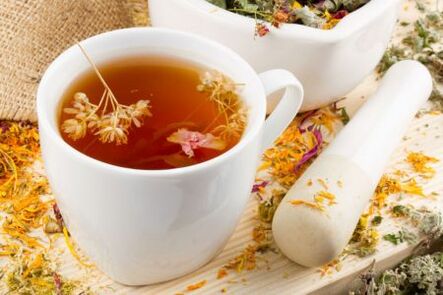 Infusione utile nell'erba di prostatite